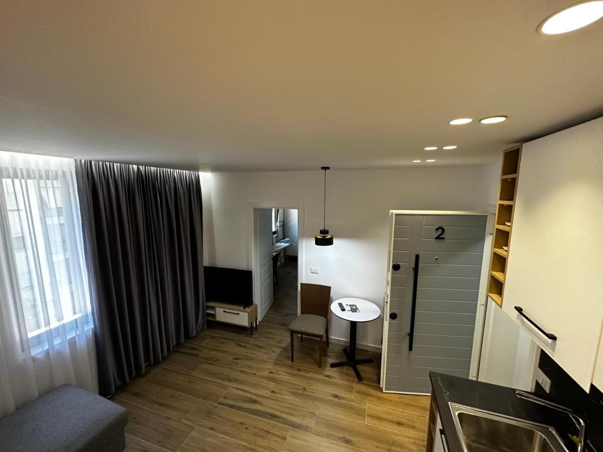 Alvi Apartment Tirana Zewnętrze zdjęcie